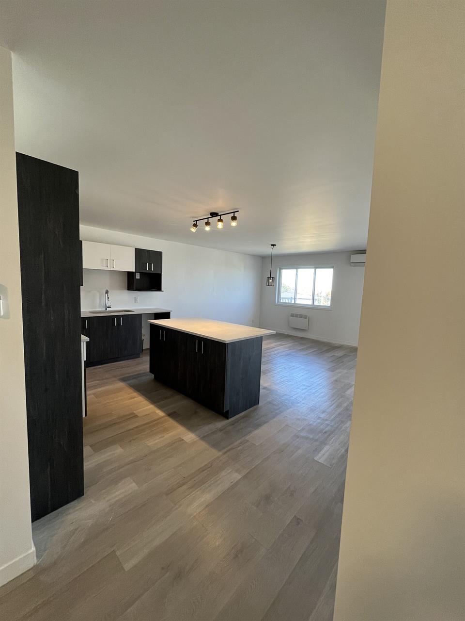2318 Rue Prospecteur