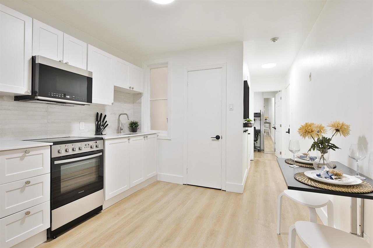 3 Bedroom + Den - 1675 Rue Rachel Est, Montréal