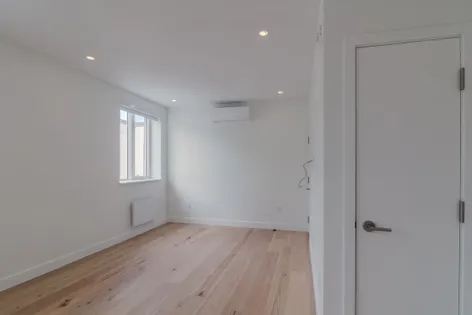 1 room studio of 29m² in Montreal