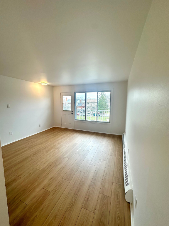 3 1/2 à Louer à Longueuil