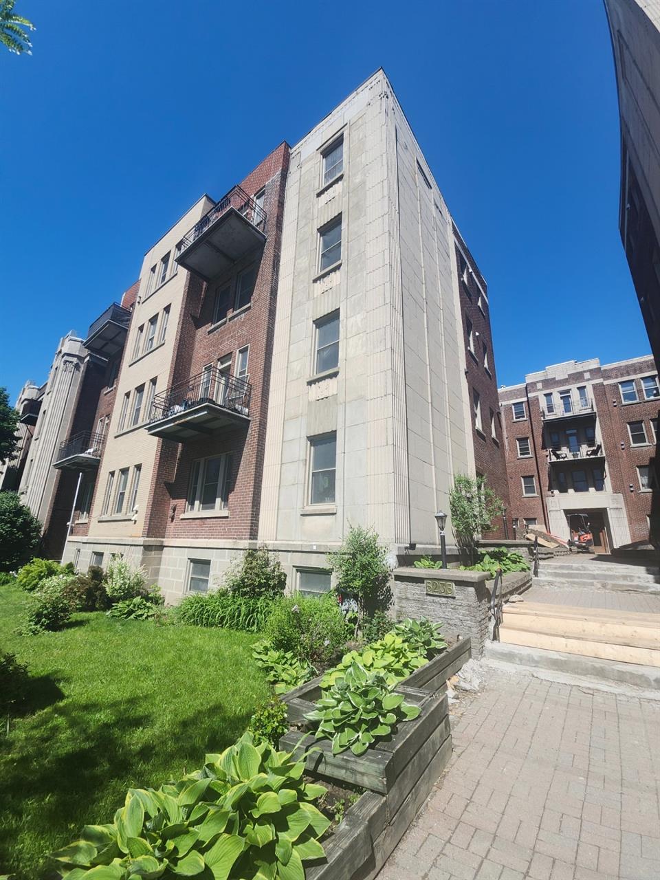 Appartement Montréal (Côte-des-Neiges/Notre-Dame-de-Grâce) À Louer