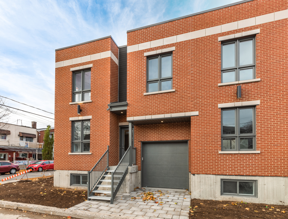 Maison De Ville Moderne Vieux Terrebonne