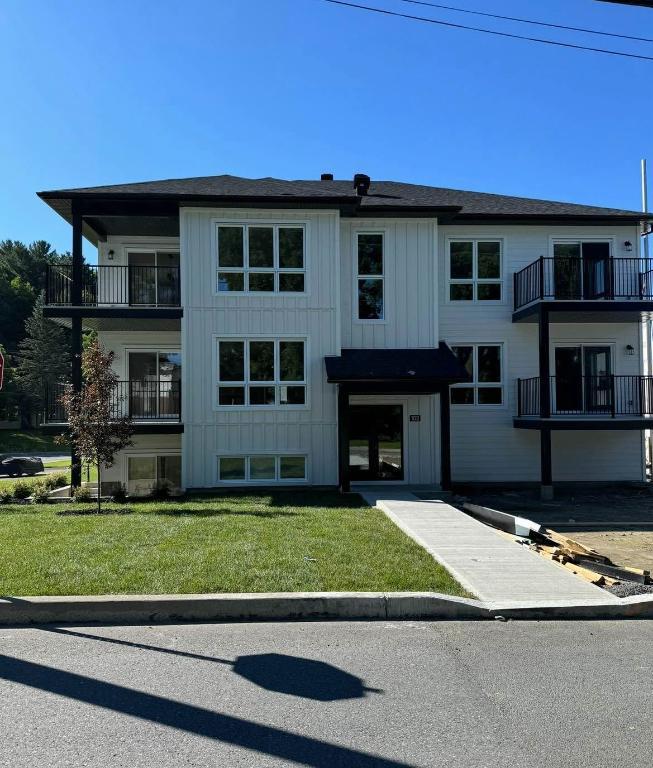 Location condo 4 1/2 à Waterloo