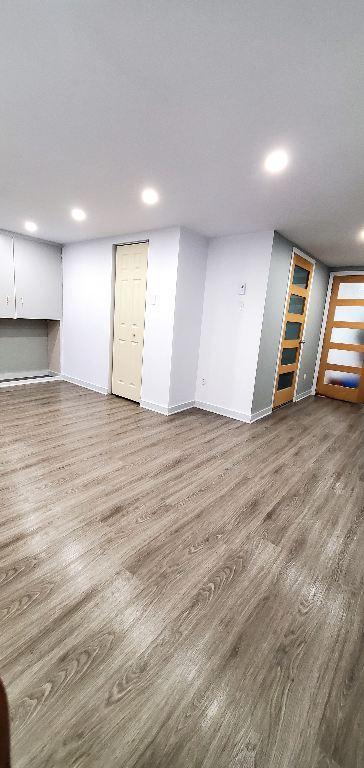 A Louer à Lasalle Beau 4 1/2 Sous/sol, Entièrement Rénové, Electros inclus. 1er Juillet
