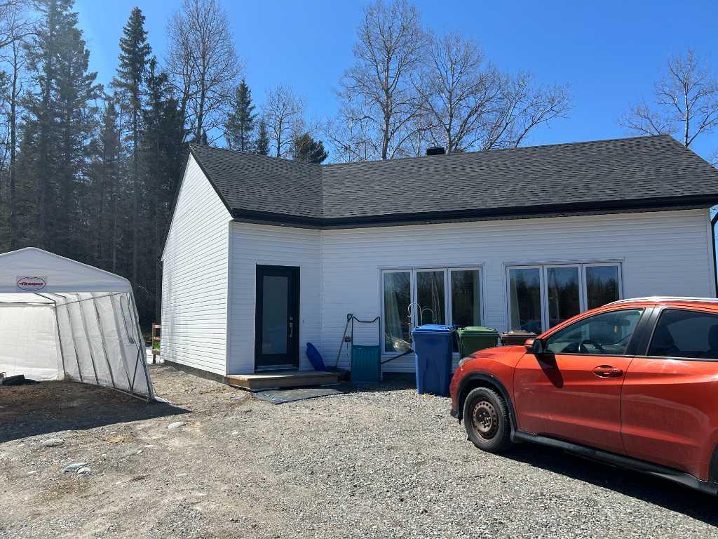 Jolie maison à louer à 7 minutes de la ville d'Amos