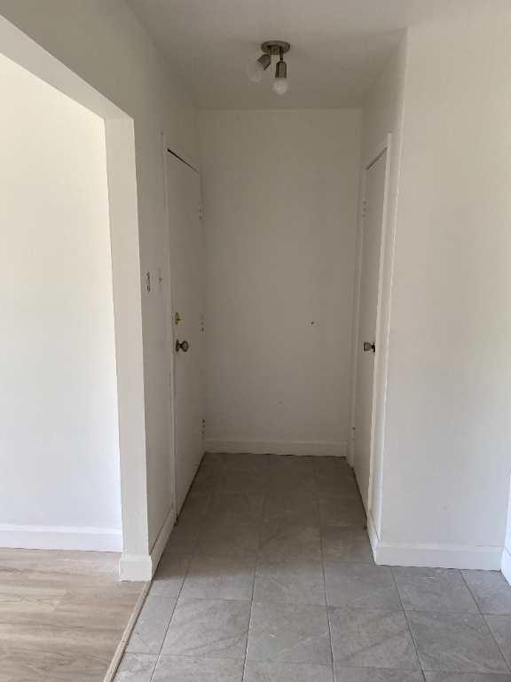 logement, appartement 4 1/2 rénové 980$