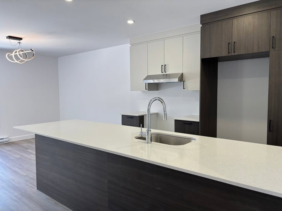 4 ½ NEUF | EAST ANGUS | DÈS MAINTENANT