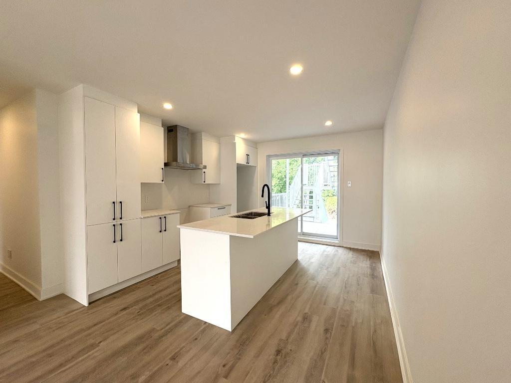 Logement neuf à louer 5½ – LUMINEUX, moderne et bien situé!