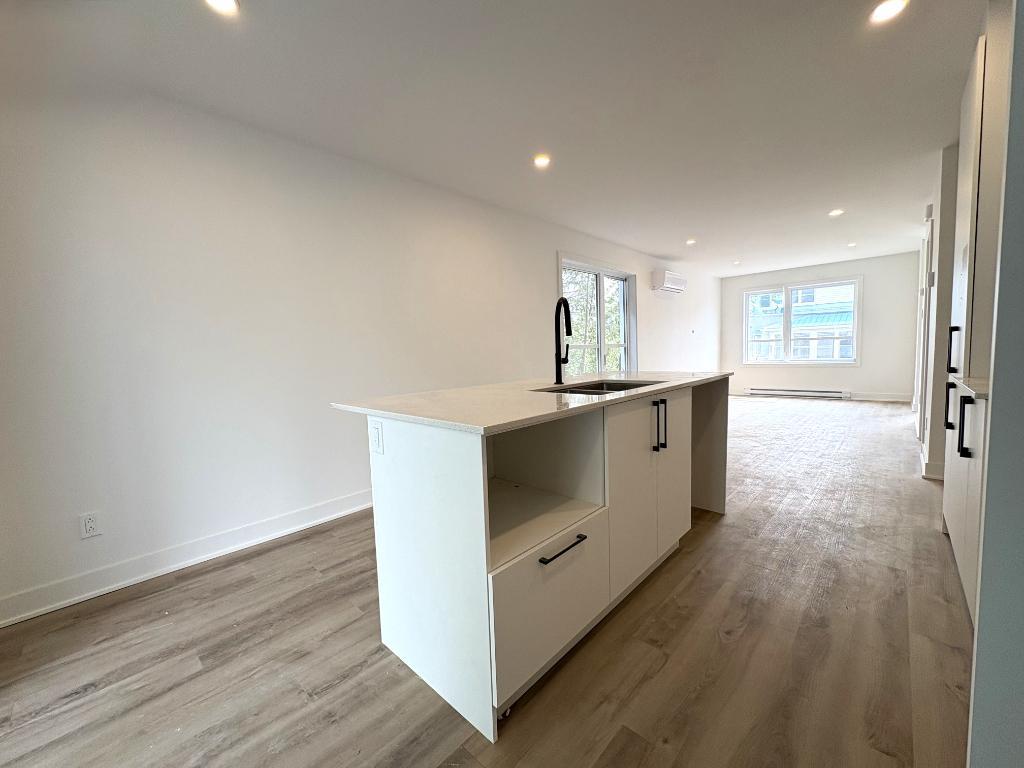 Logement neuf à louer 5½ – LUMINEUX, moderne et bien situé!