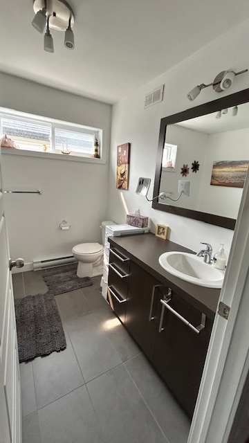 Condo 4 1/2 à Aire Ouverte Sur 2 étages