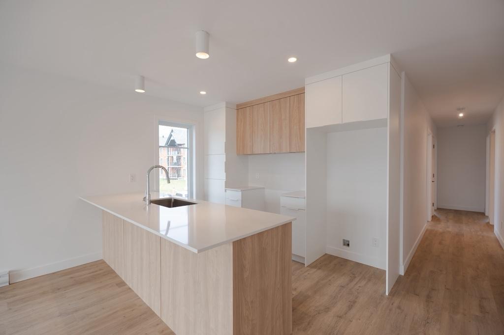 Bel appartement 5 1/2 Sherbrooke