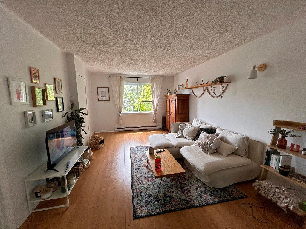 appartement 5 1/2 à louer