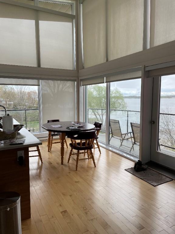 Grand condo 4 1/2 à louer