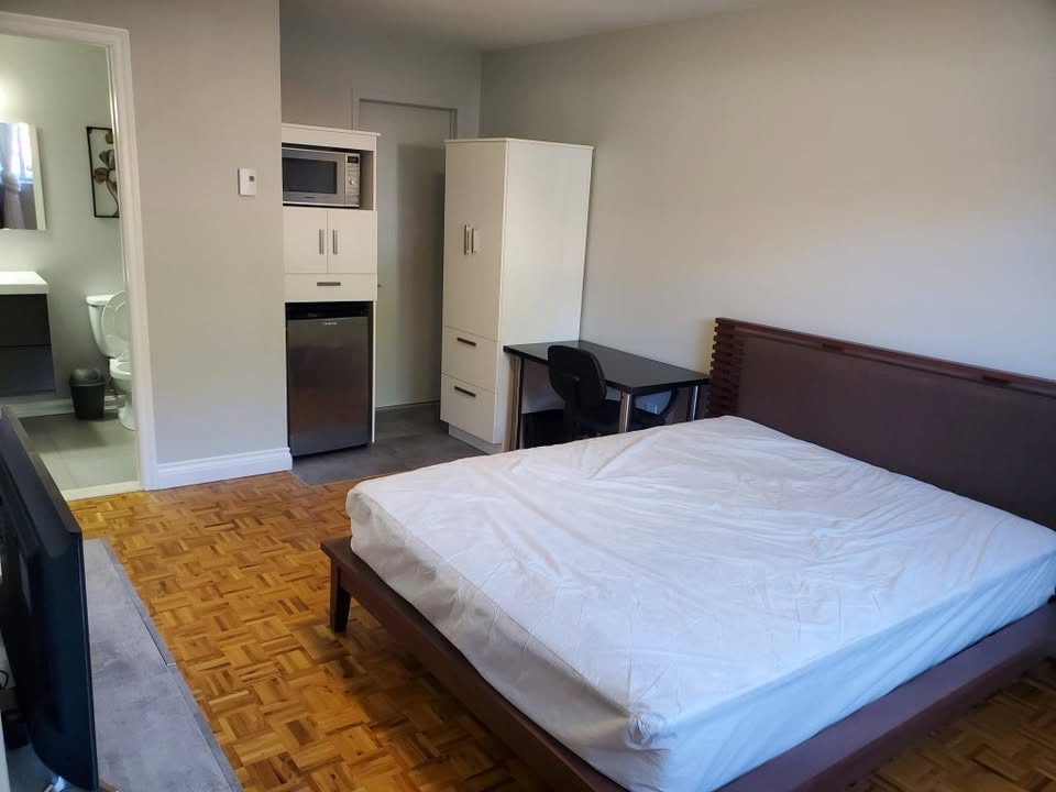 Chambre Indépendante – Pied-à-terre