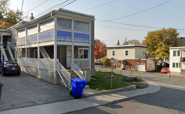 4 Rue Frontenac (Hull) Beau 2 Chambres