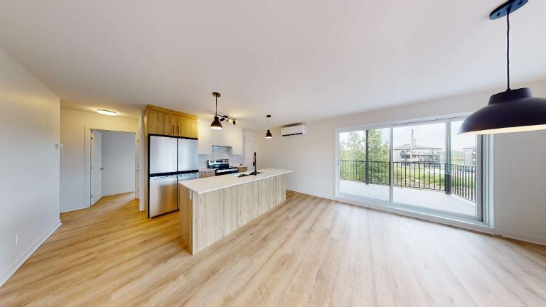 APPARTEMENT 5½ À ST-JÉRÔME - 1580 pi²