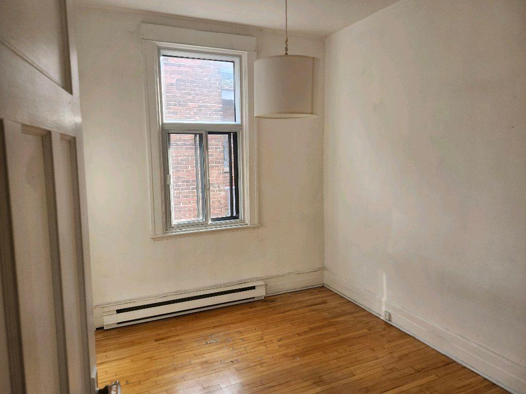 Very nice 5 1/2 apartment in Outremont for rent