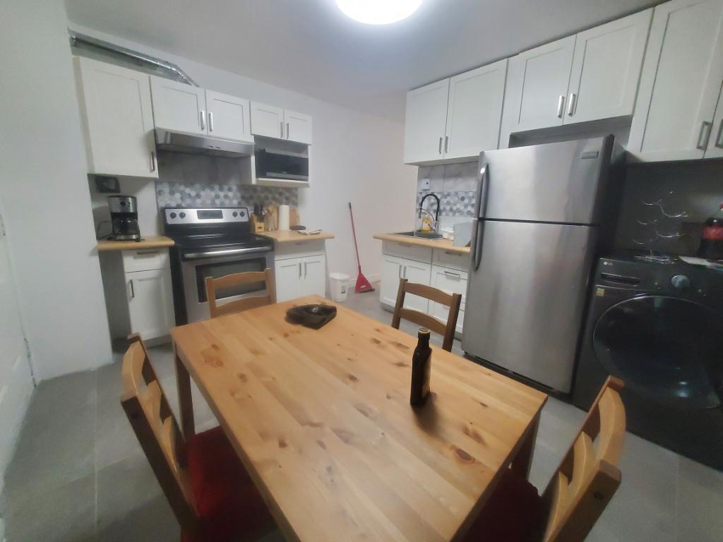 3 1/2 Rénové à Louer dans le Quartier Maisonneuve