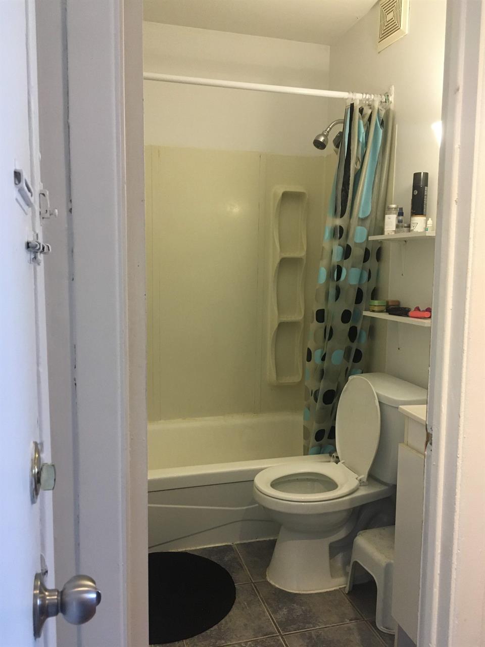 1 CH - 1 SDB - Montréal - $1,195 /mo