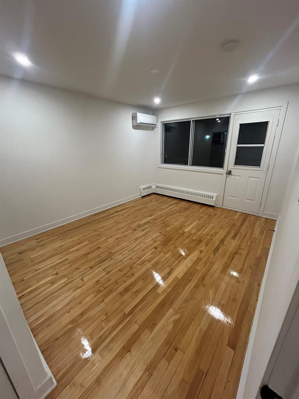1 CH - 1 SDB - Montréal - $1,395 /mo