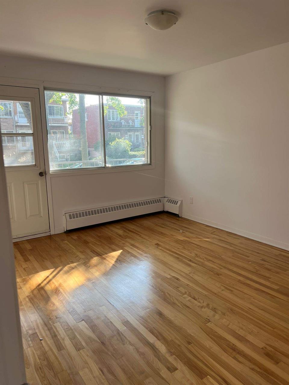 1 CH - 1 SDB - Montréal - $1,345 /mo