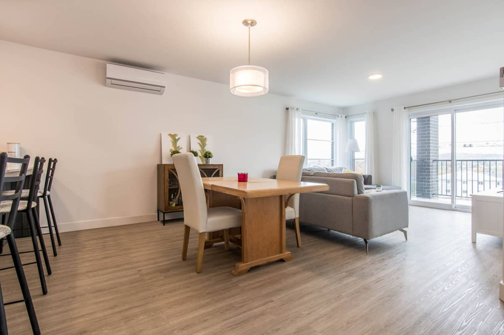 4 1/2 Mont-Bellevue