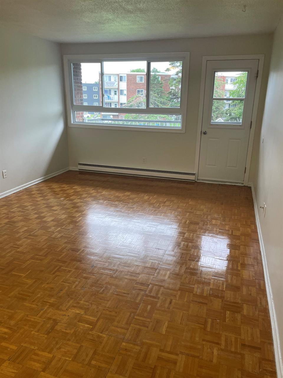 1 CH - 1 SDB - Gatineau - $1,445 /mo