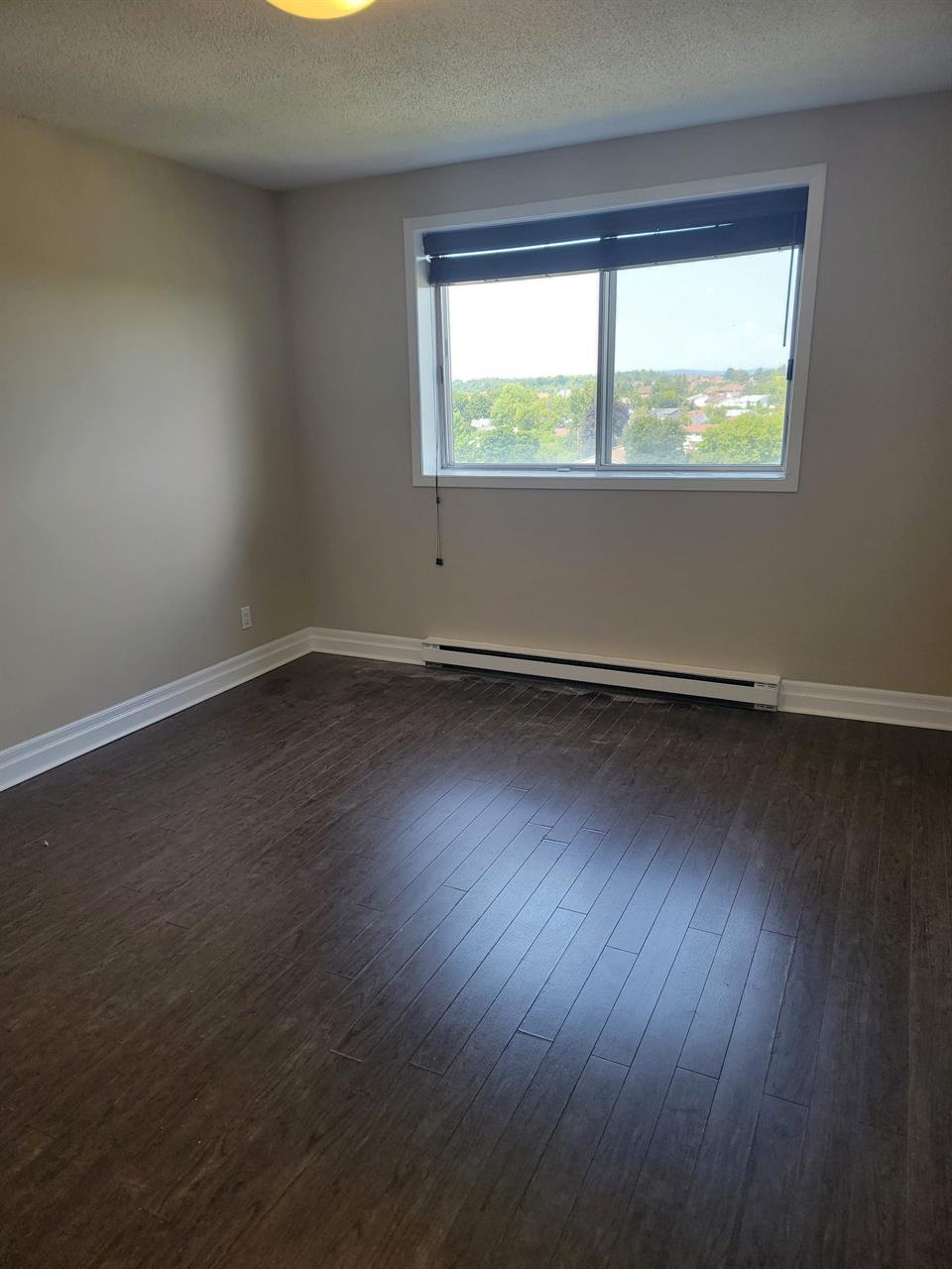 1 CH - 1 SDB - Gatineau - $1,595 /mo