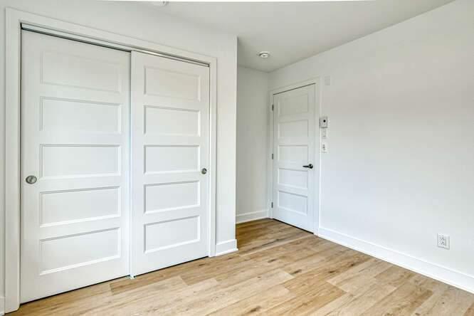 APPARTEMENT À LOUER - 4½ 1ER JUILLET