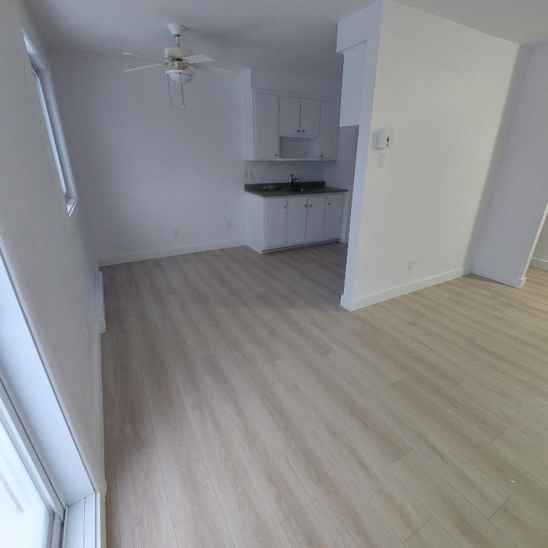 Petit logement 4 1/2 à louer