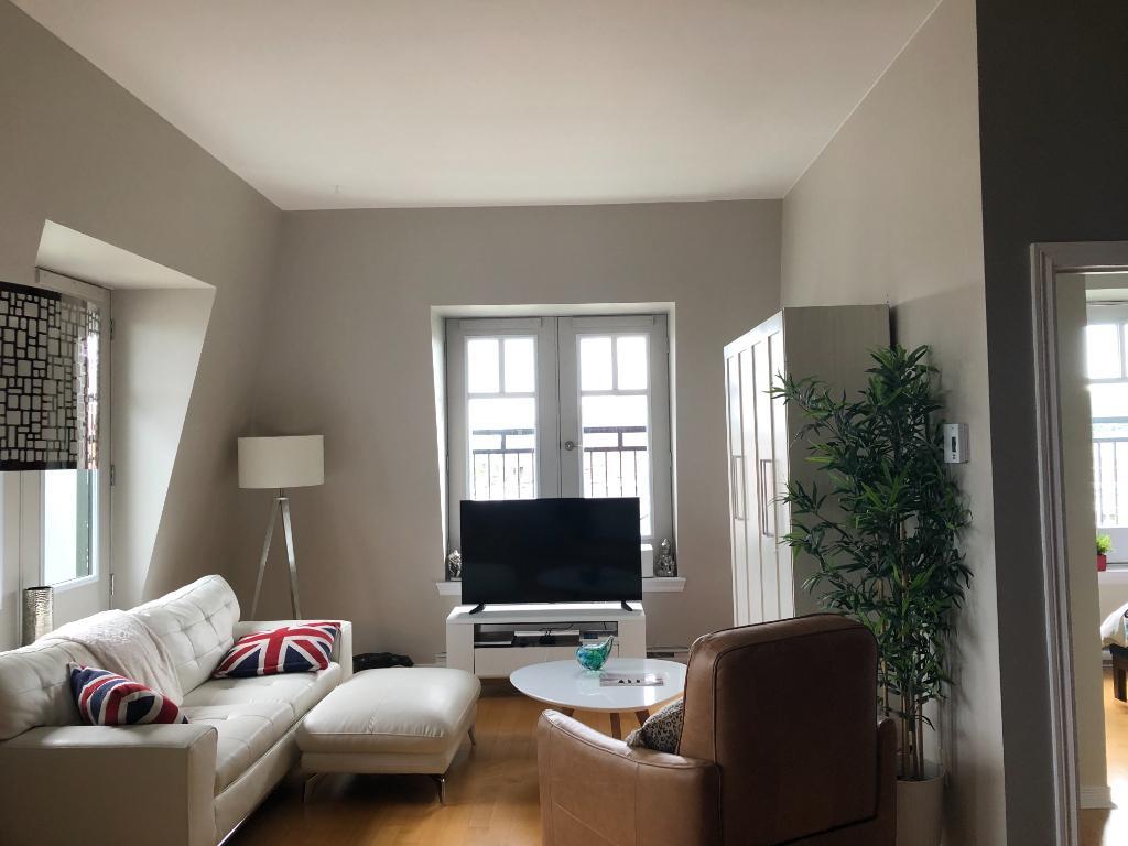 41/2, garage, ascenseur, électros, air climatisé, 1750$/mois