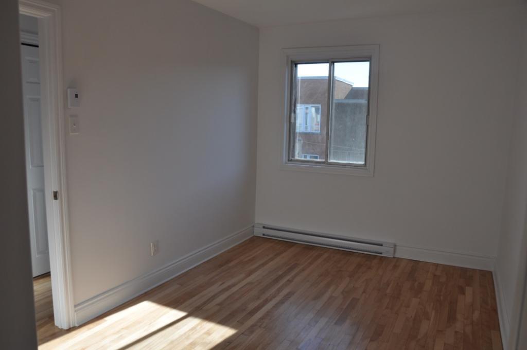 4 1/2, 3ième Étage à $1,395