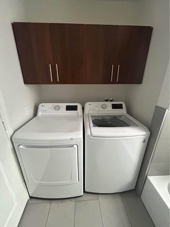 Découvrez ce lumineux et spacieux appartement de 2 chambres a Lachine