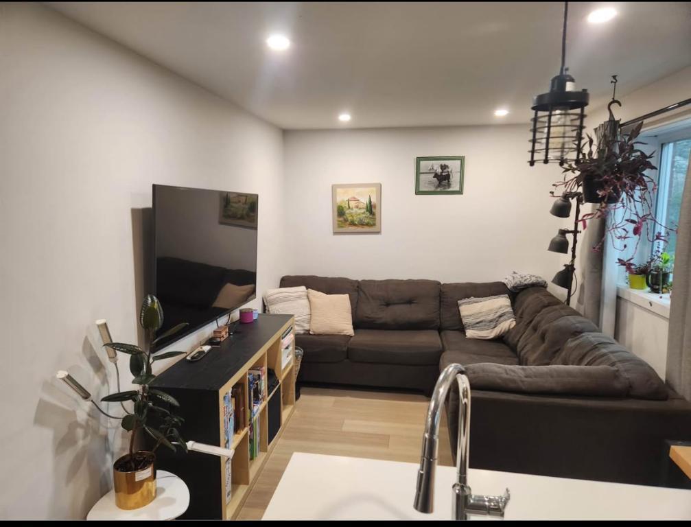 Beau 41/2 Vaudreuil, 3e étage ! Wifi inclus, Quartz !