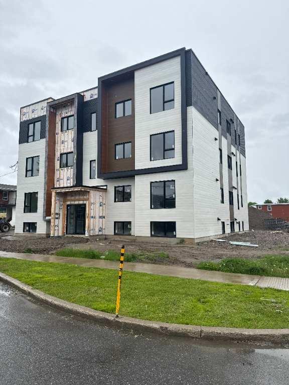 Appartement 5 1/2 neuf à louer dès maintenant!