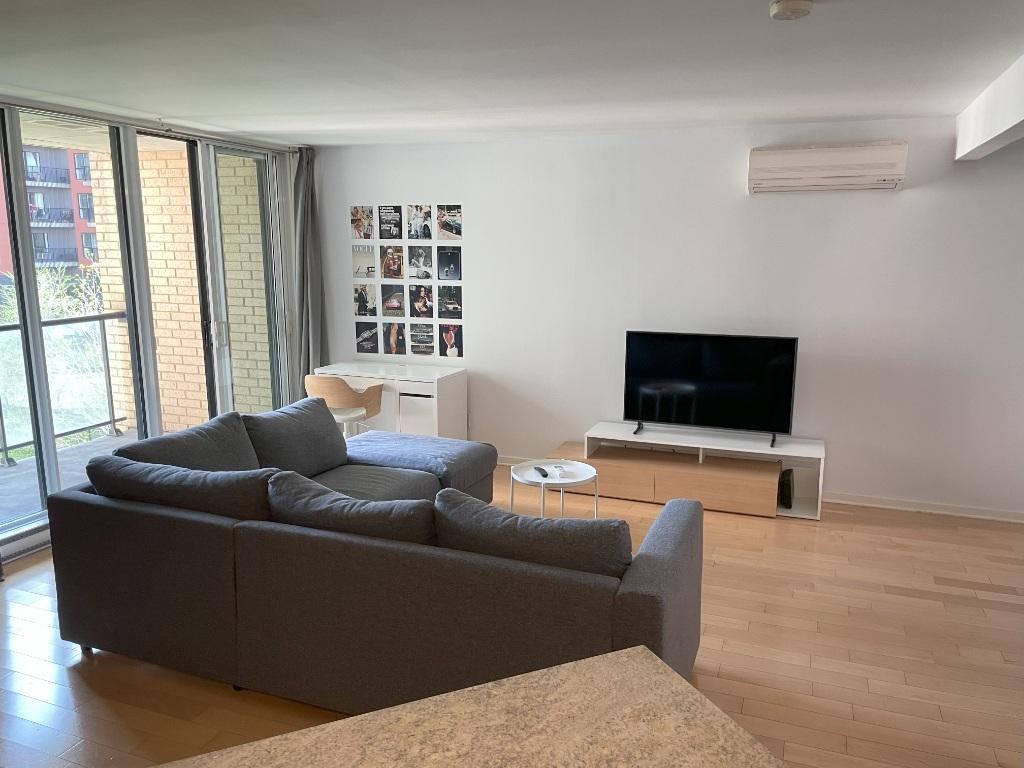 Renovated 3 1/2 Condo Loft / Metro Namur-Savane / CDN Triangle / Heated