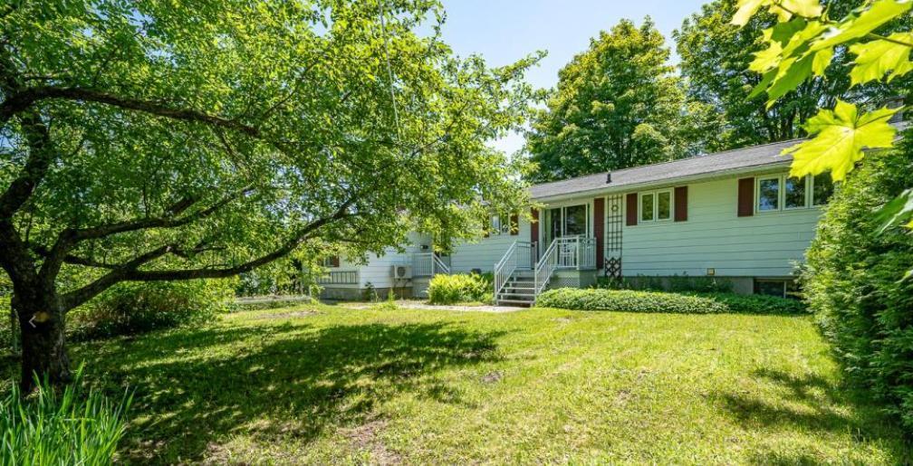 🏡 Maison à louer à Val-des-Sources – Emplacement rêvé, confort assuré!