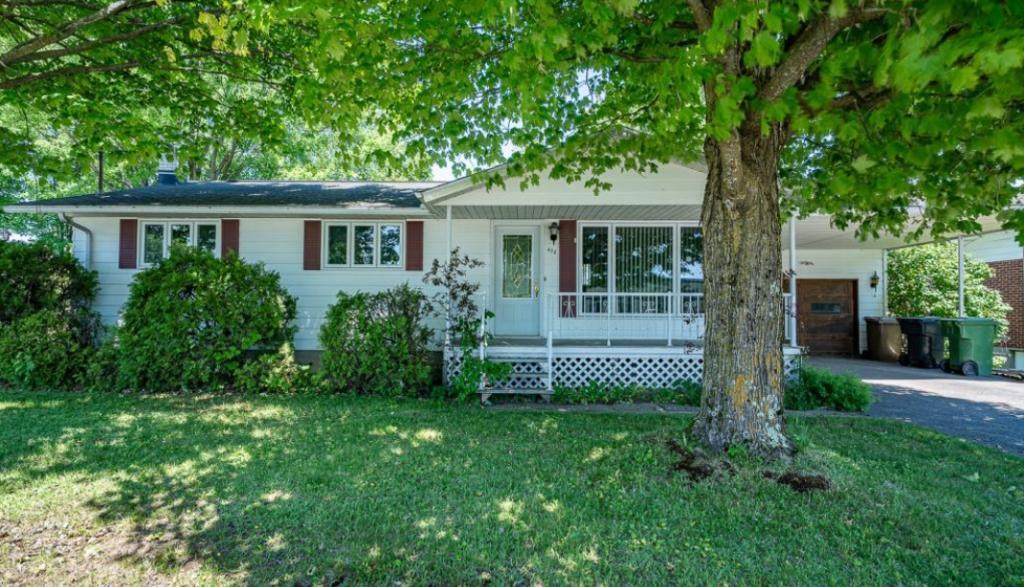 🏡 Maison à louer à Val-des-Sources – Emplacement rêvé, confort assuré!
