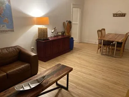 1 room room of 130 m² in Montreal