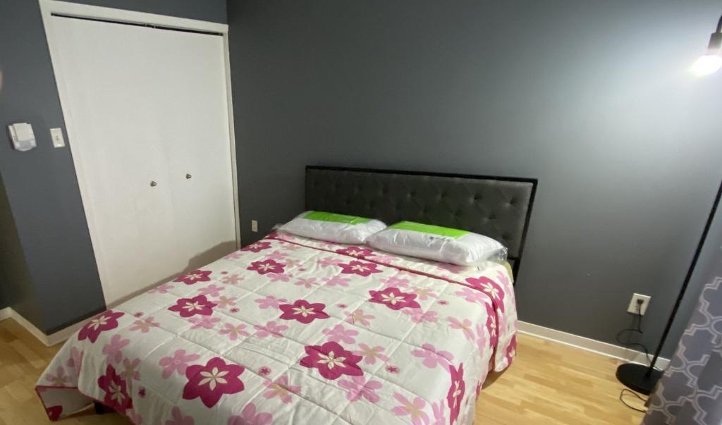 For rent 4 1/2 à louer, furnished, meublé