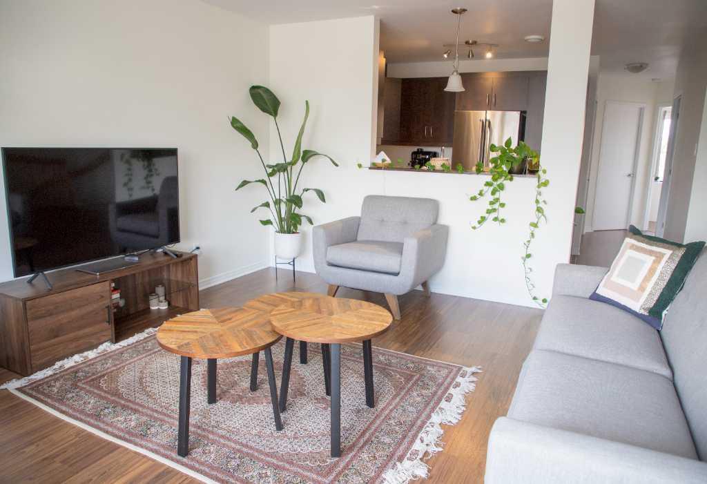 Beautiful 2 Beds 1 Bath – Condo in Sector C of Brossard