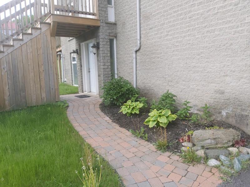 3 ½ APPARTEMENT MEUBLÉ. WIFI ,CHAUFFAGE INCL. ANIMEAUX ACCEPTÉS