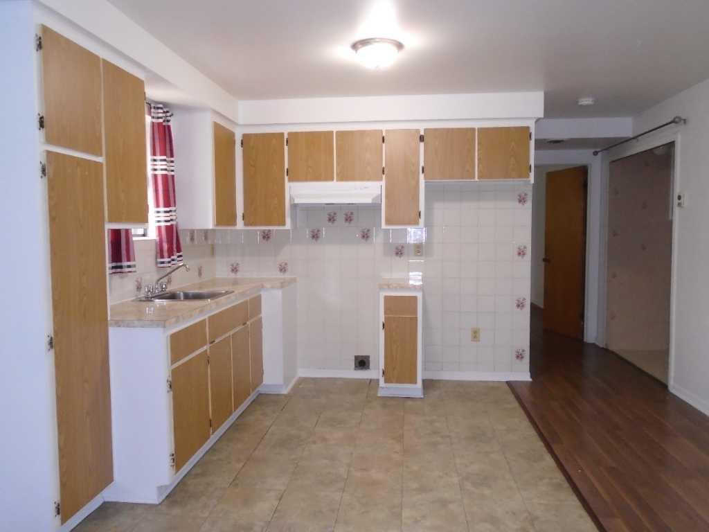 3 1/2 AHUNTSIC MONTREAL