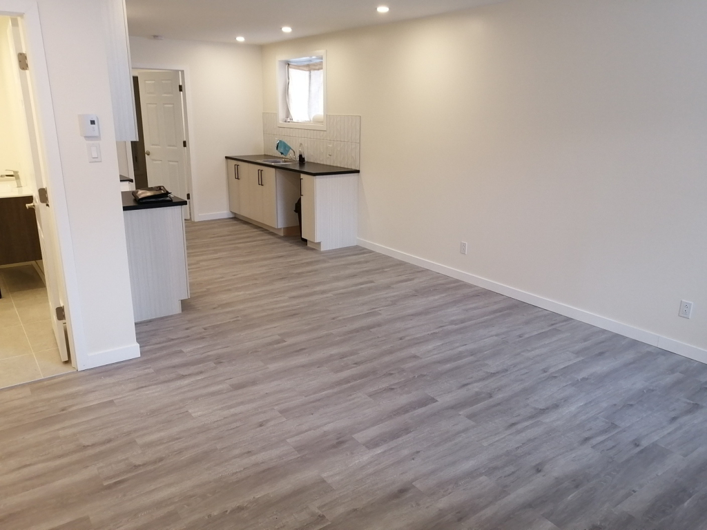 MTL-NORD : 3 ½ GRAND, RÉNOVÉ DDS EAU CH