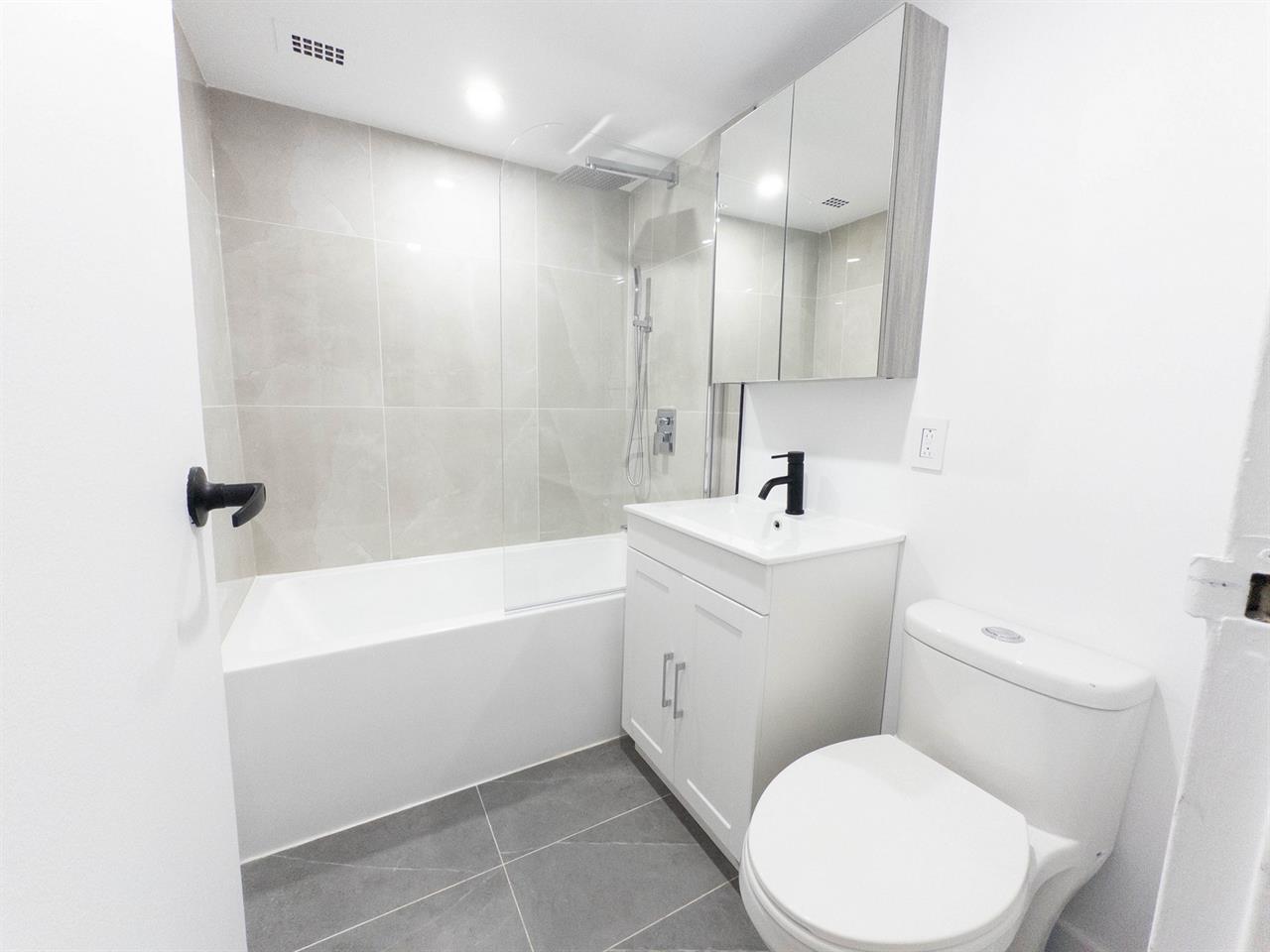 BELAIR 1 - 2 Bedroom 01 - 1185 Rue Du Fort, Ville-Marie