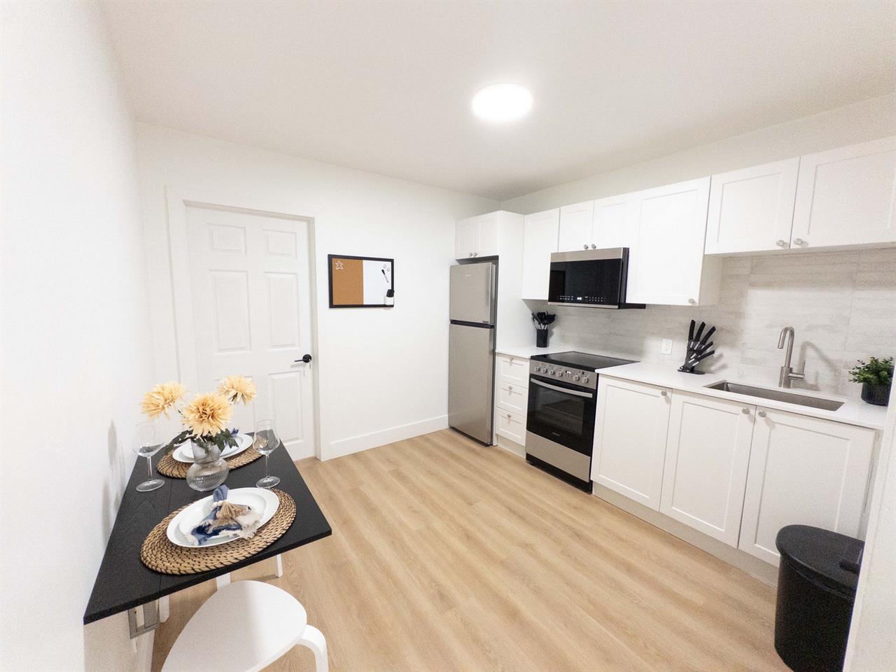 2 Bedroom Junior - 1683 Rue Rachel Est, Montréal