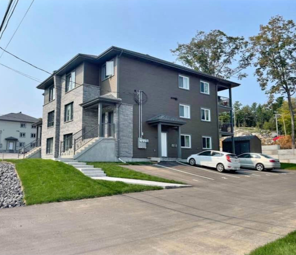 Appartement 5 1/2 Aire Ouverte à Louer