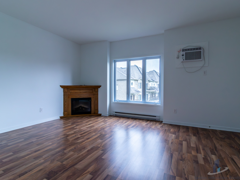 Appartement à Louer - 104 Rue Stratus #4