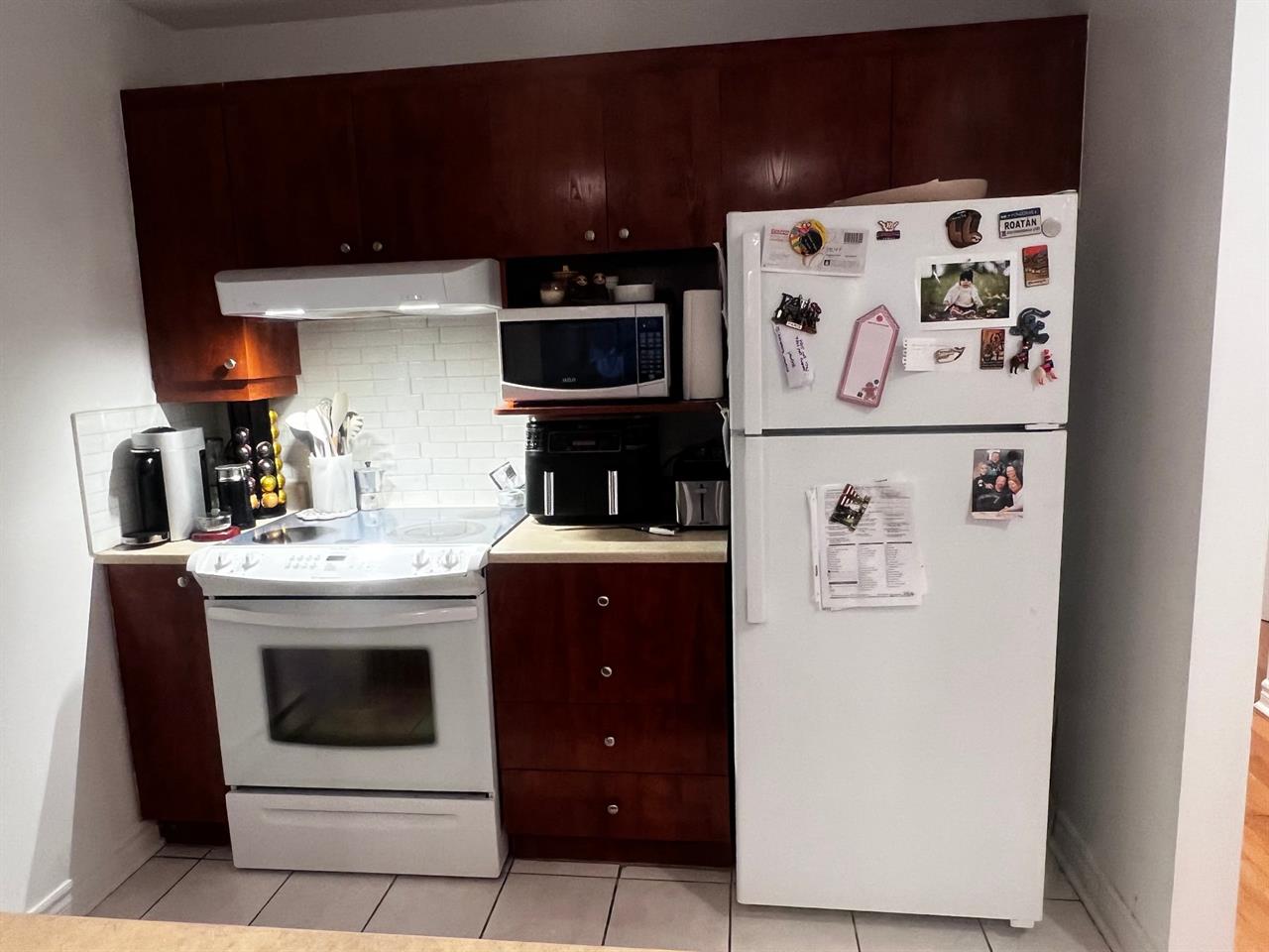 Appartement Saint-Léonard (Montréal) À Louer