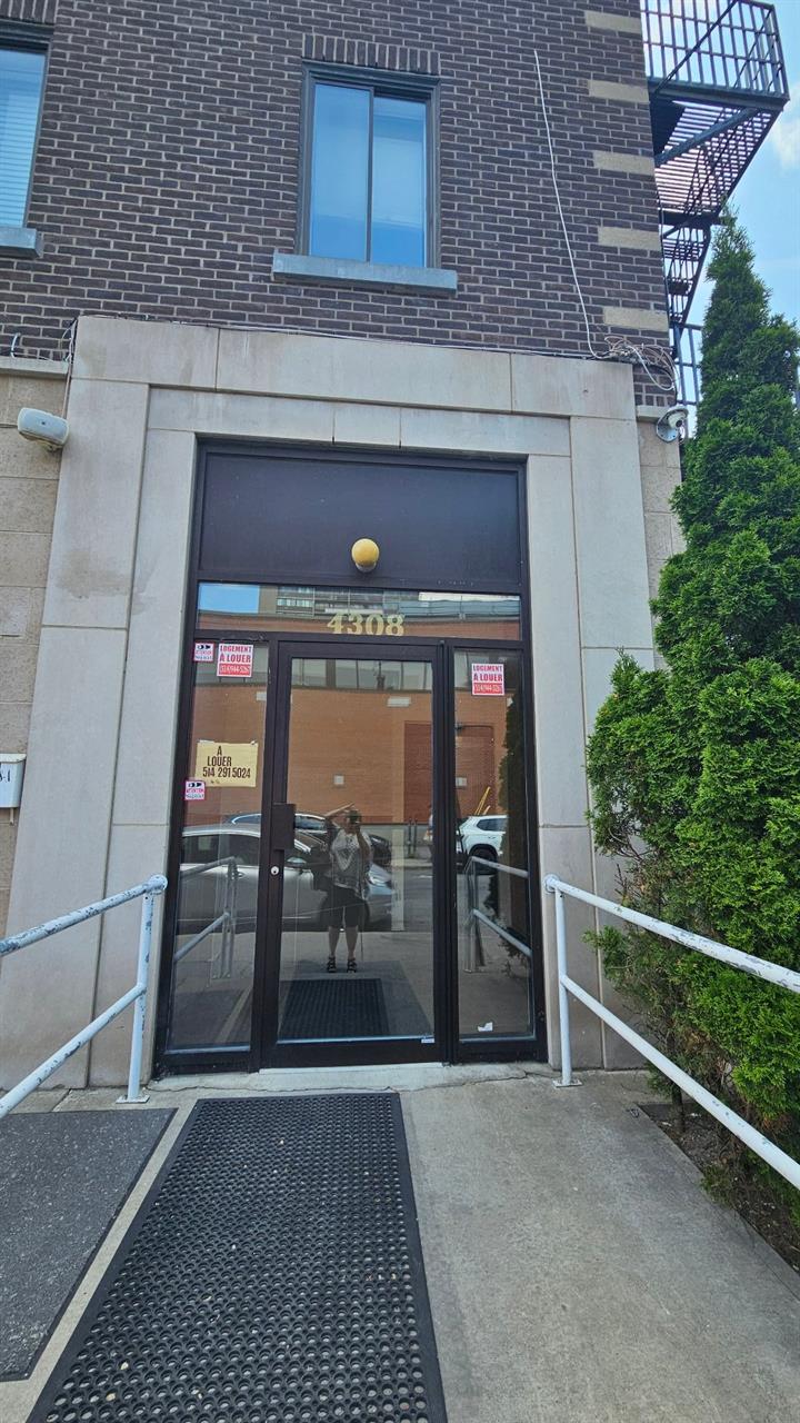 Appartement Côte-des-Neiges/Notre-Dame-de-Grâce (Montréal) À Louer